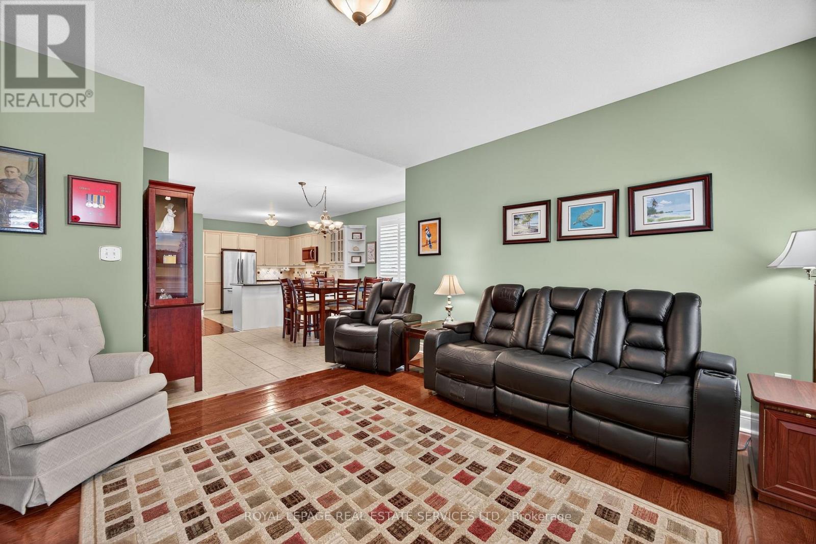 17 Northwood Drive, Wasaga Beach, Ontario  L9Z 3B5 - Photo 15 - S12295351