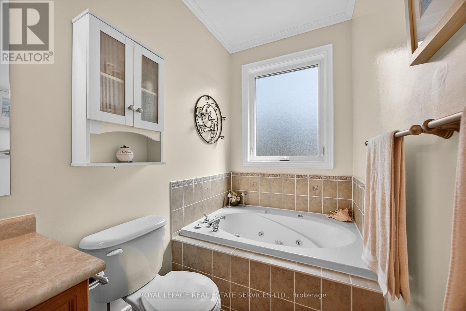 17 Northwood Drive, Wasaga Beach, Ontario  L9Z 3B5 - Photo 23 - S12295351