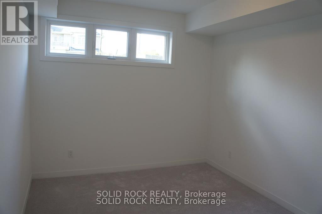 1 - 4035 Hickory Drive, Mississauga, Ontario  L4W 1L1 - Photo 13 - W12295336