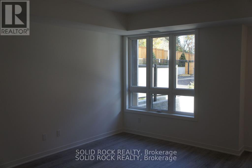 1 - 4035 Hickory Drive, Mississauga, Ontario  L4W 1L1 - Photo 3 - W12295336