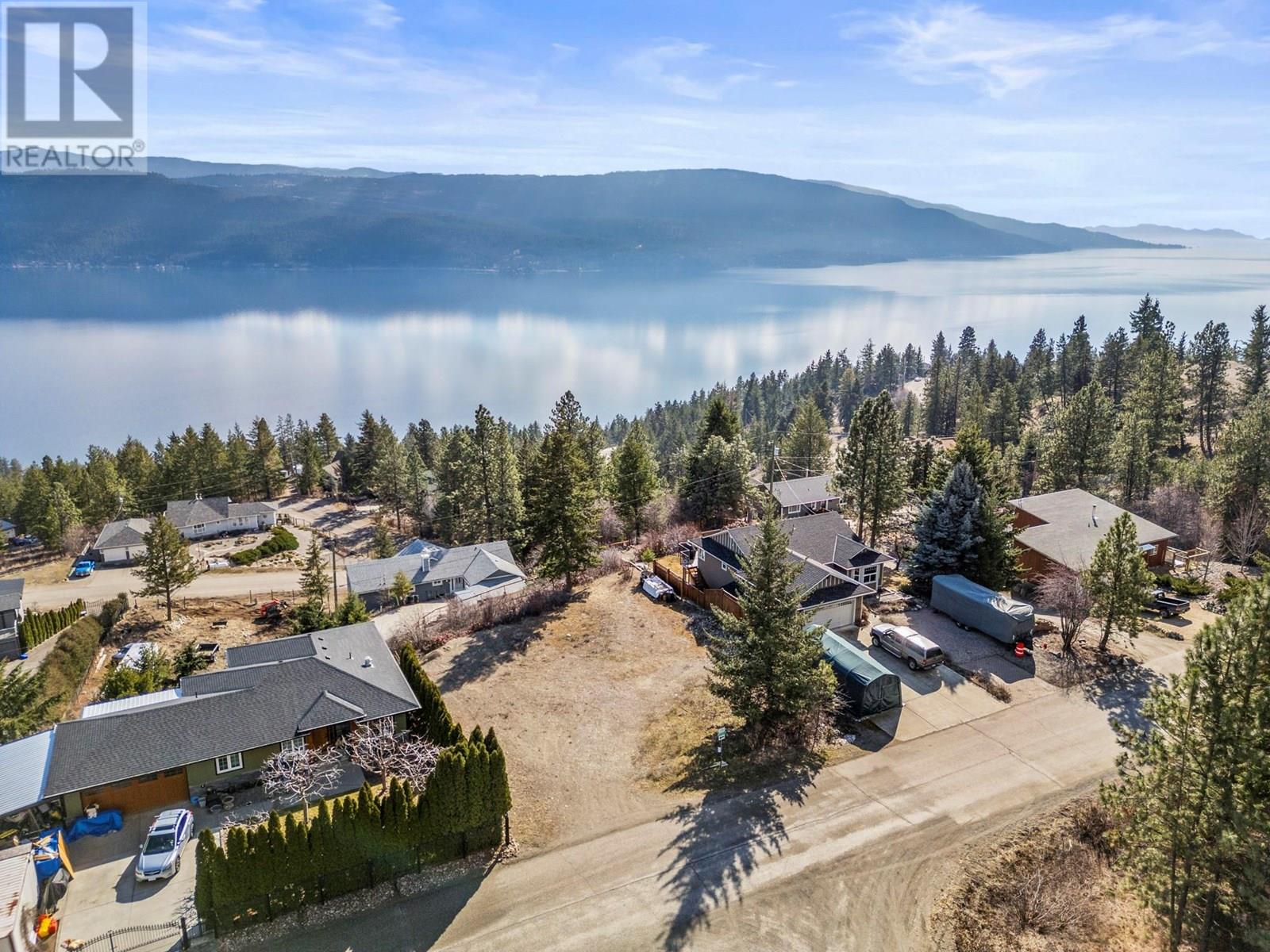 441 Mountain Drive, Vernon, British Columbia  V1H 2B9 - Photo 2 - 10338424