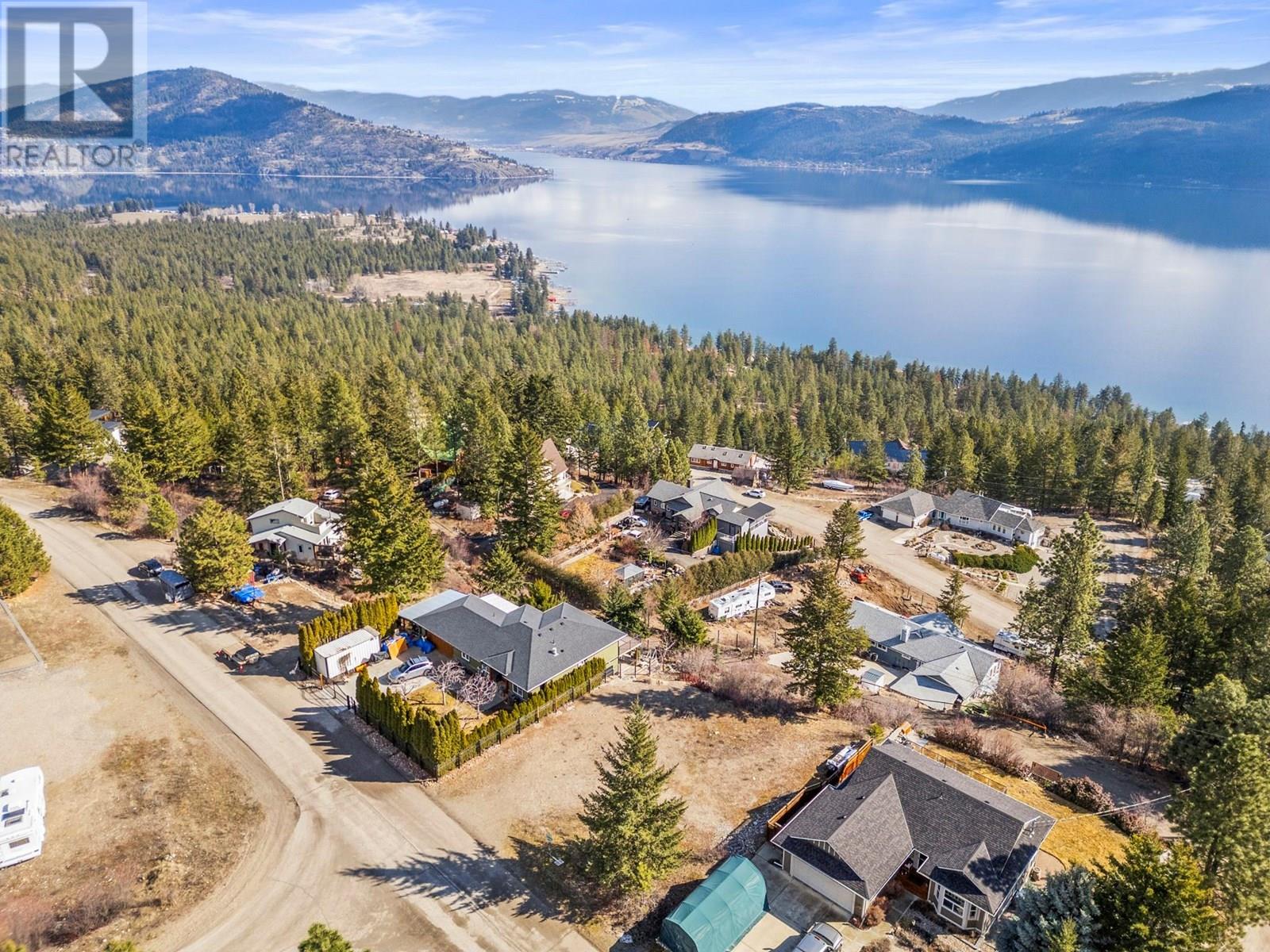 441 Mountain Drive, Vernon, British Columbia  V1H 2B9 - Photo 3 - 10338424