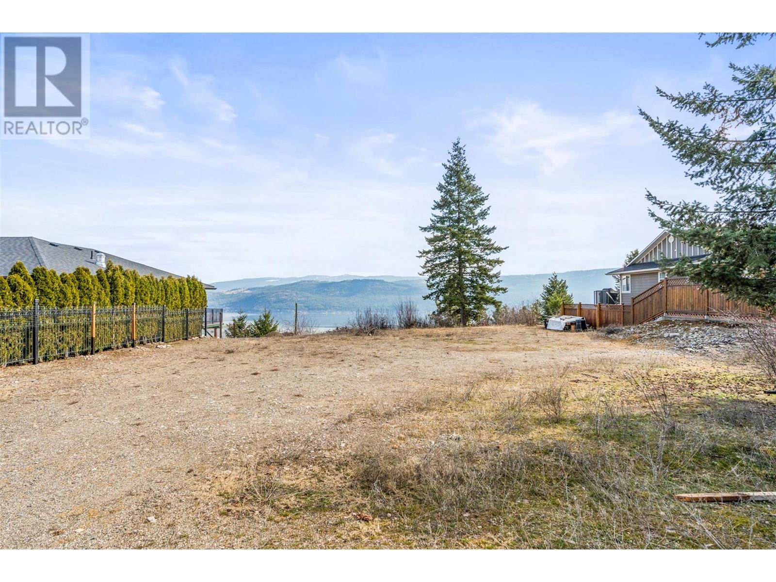 441 Mountain Drive, Vernon, British Columbia  V1H 2B9 - Photo 6 - 10338424