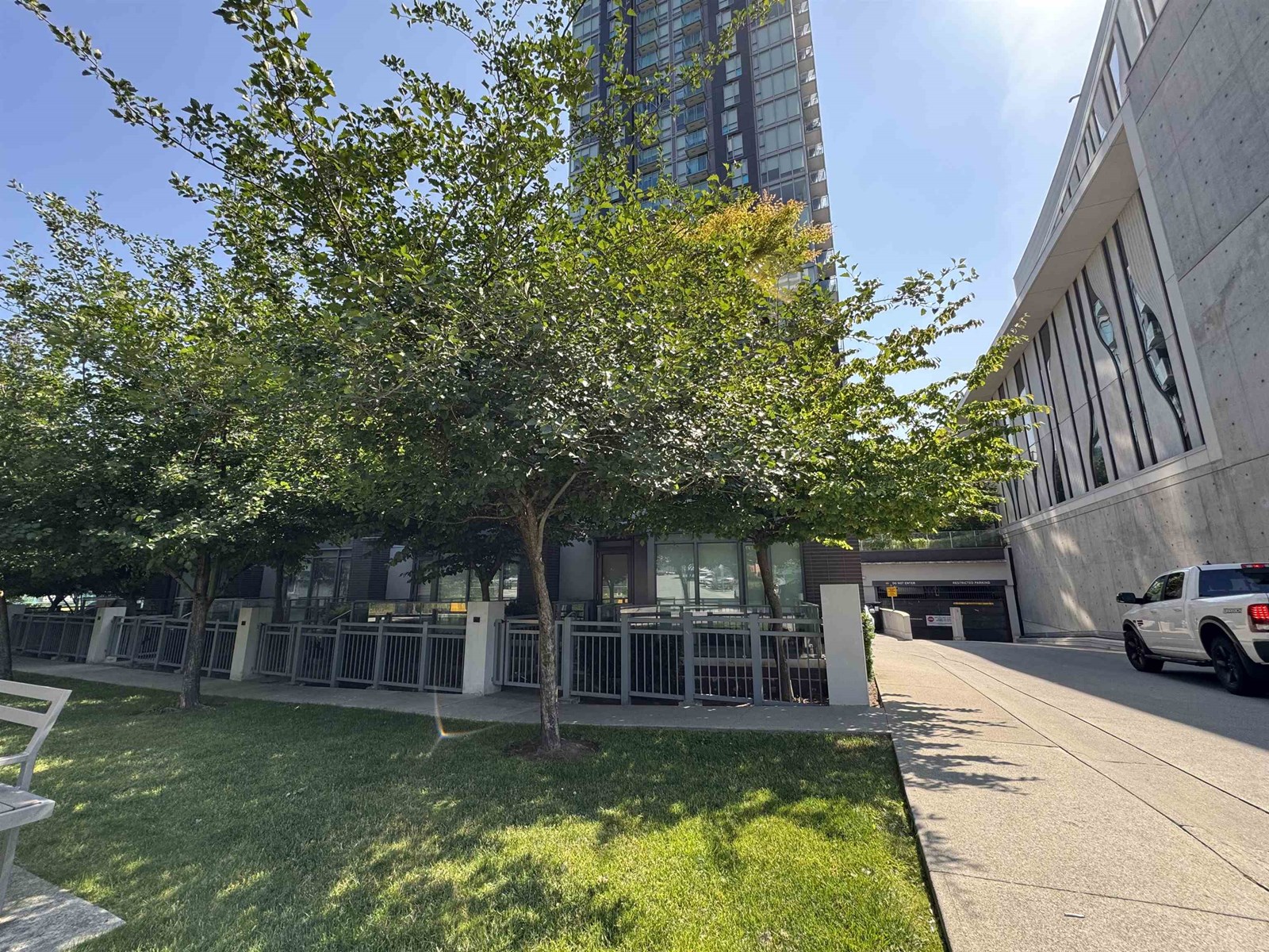 Property at 112 13438 CENTRAL AVENUE image 3