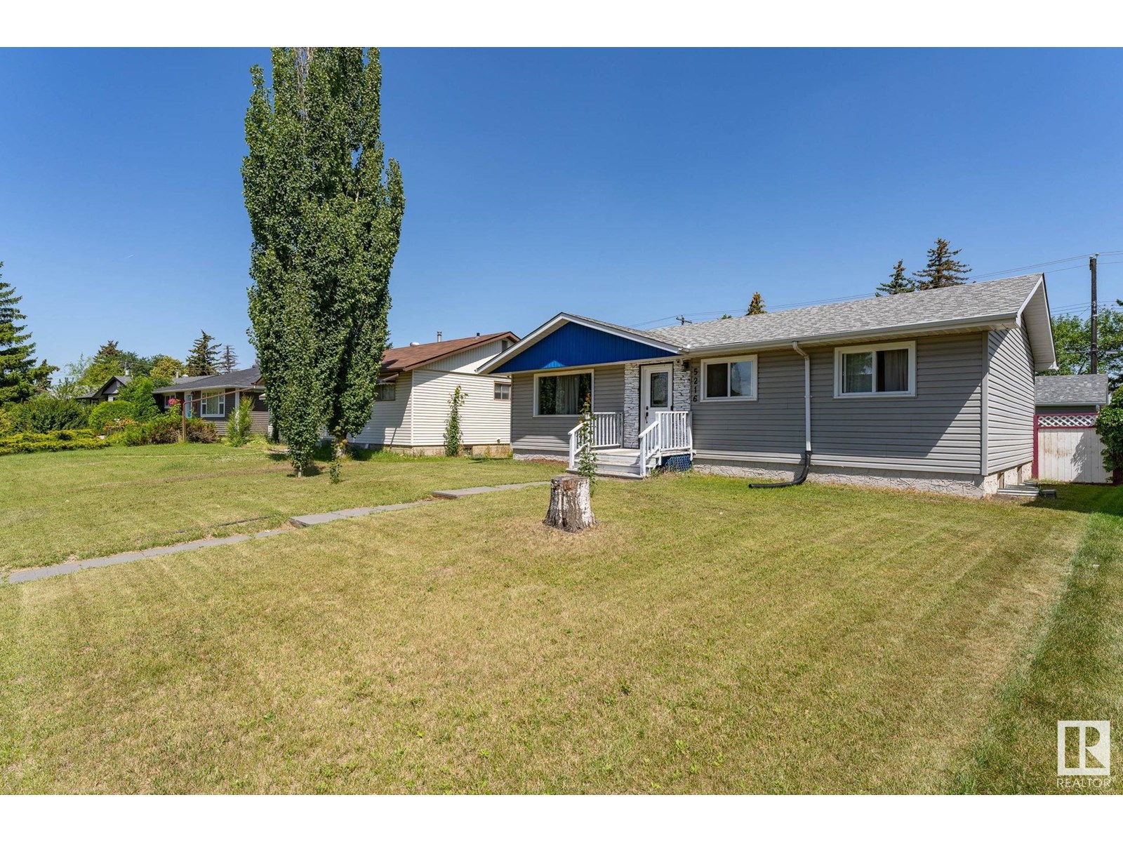 Property at 5216 97A AV NW image 2