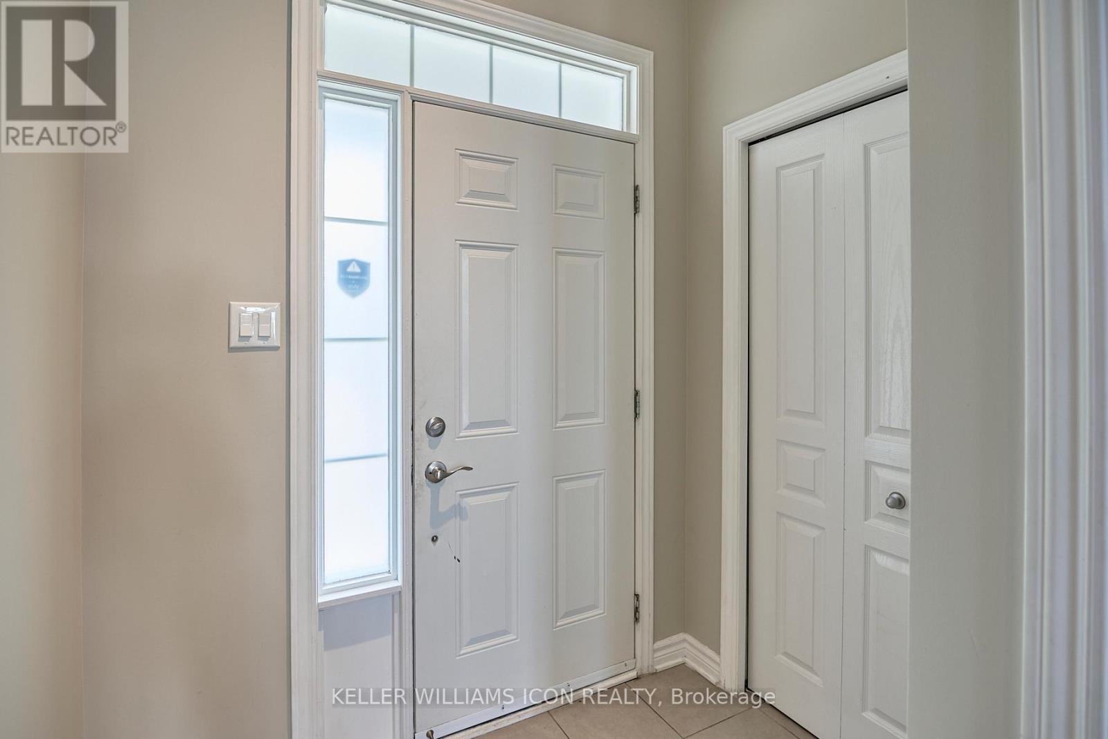 571 Remnor Avenue, Ottawa, Ontario  K2T 0A5 - Photo 6 - X12295366