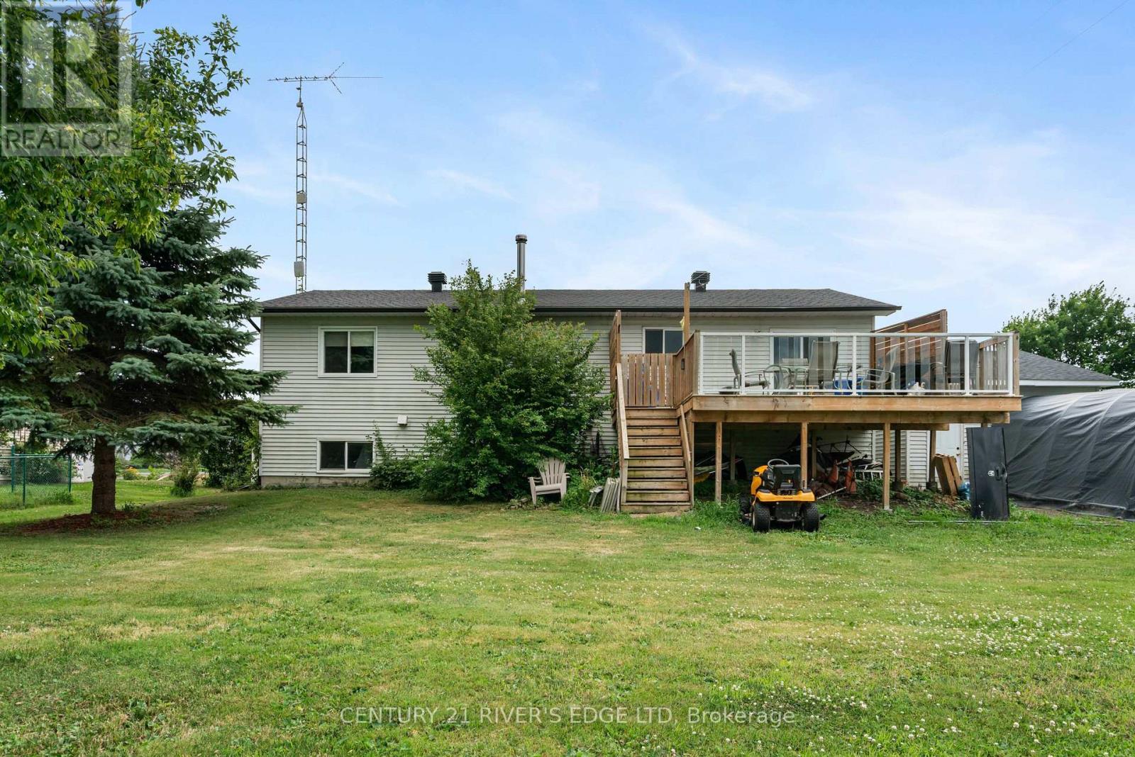 11888 County Rd 18 Road N, South Dundas, Ontario  K0C 2H0 - Photo 32 - X12295367