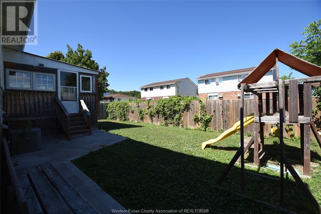 Property at 1200 STANLEY image 4
