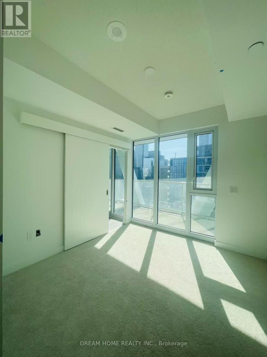 2017 - 230 Simcoe Street, Toronto, Ontario  M5T 0G7 - Photo 3 - C12295374