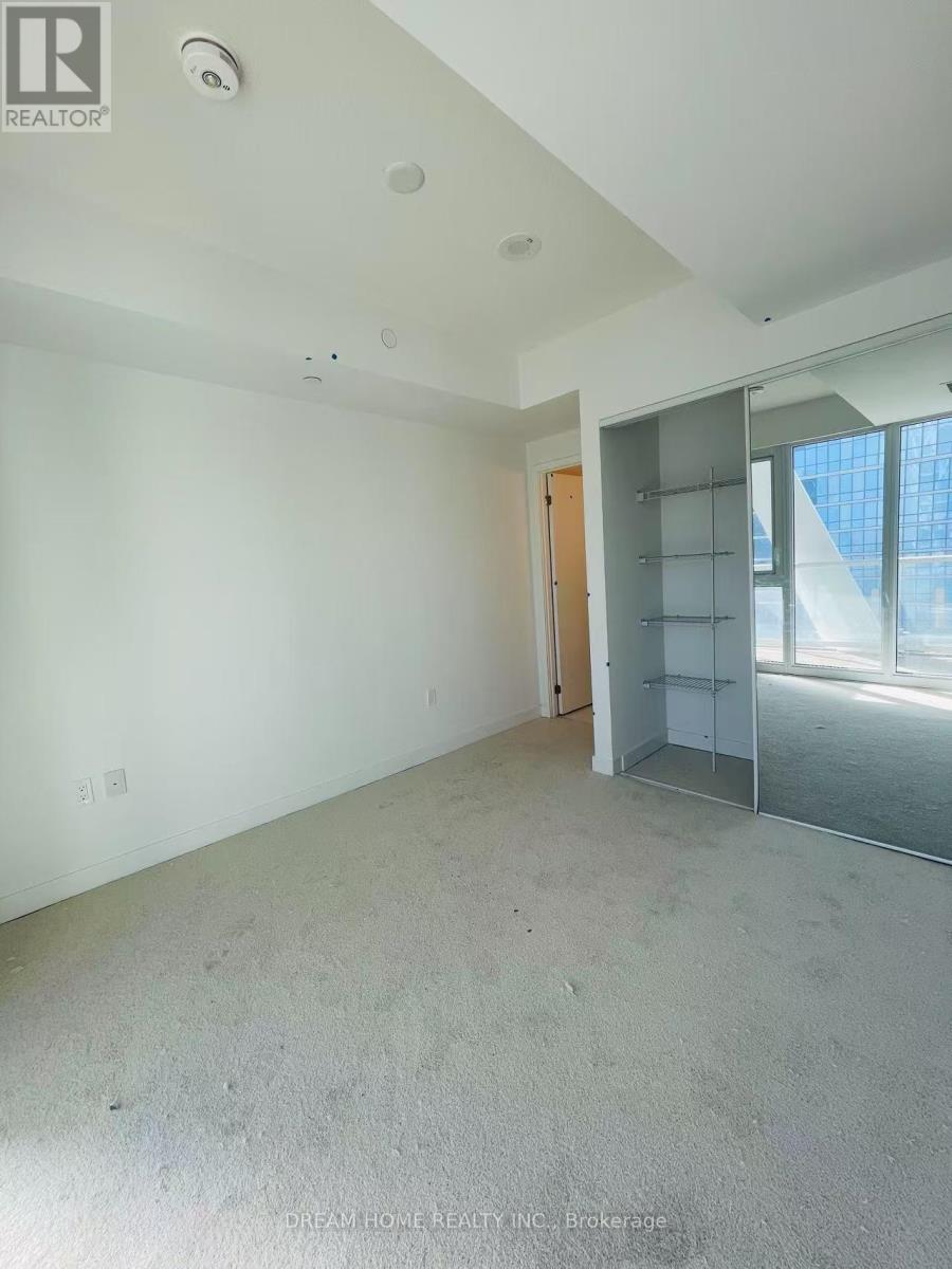 2017 - 230 Simcoe Street, Toronto, Ontario  M5T 0G7 - Photo 4 - C12295374