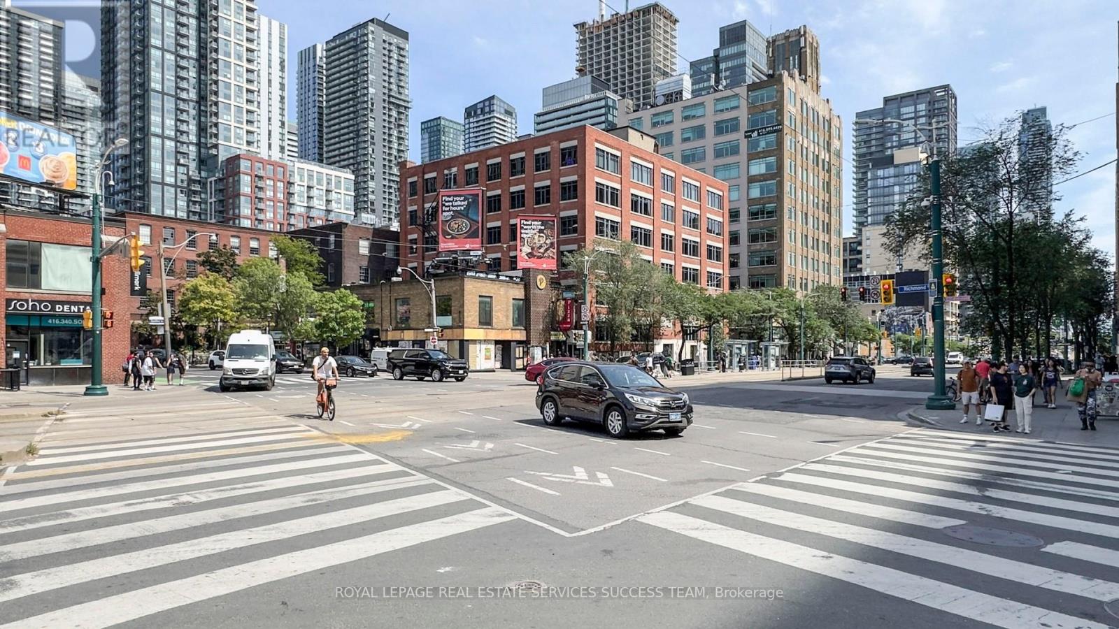 3 - 148 Spadina Avenue, Toronto (Waterfront Communities), Ontario  M5V 2L8 - Photo 3 - C12295375