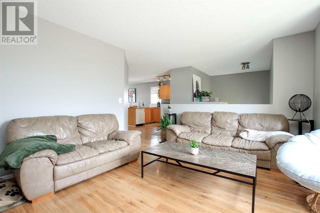 Property at 51 Durand Crescent image 5