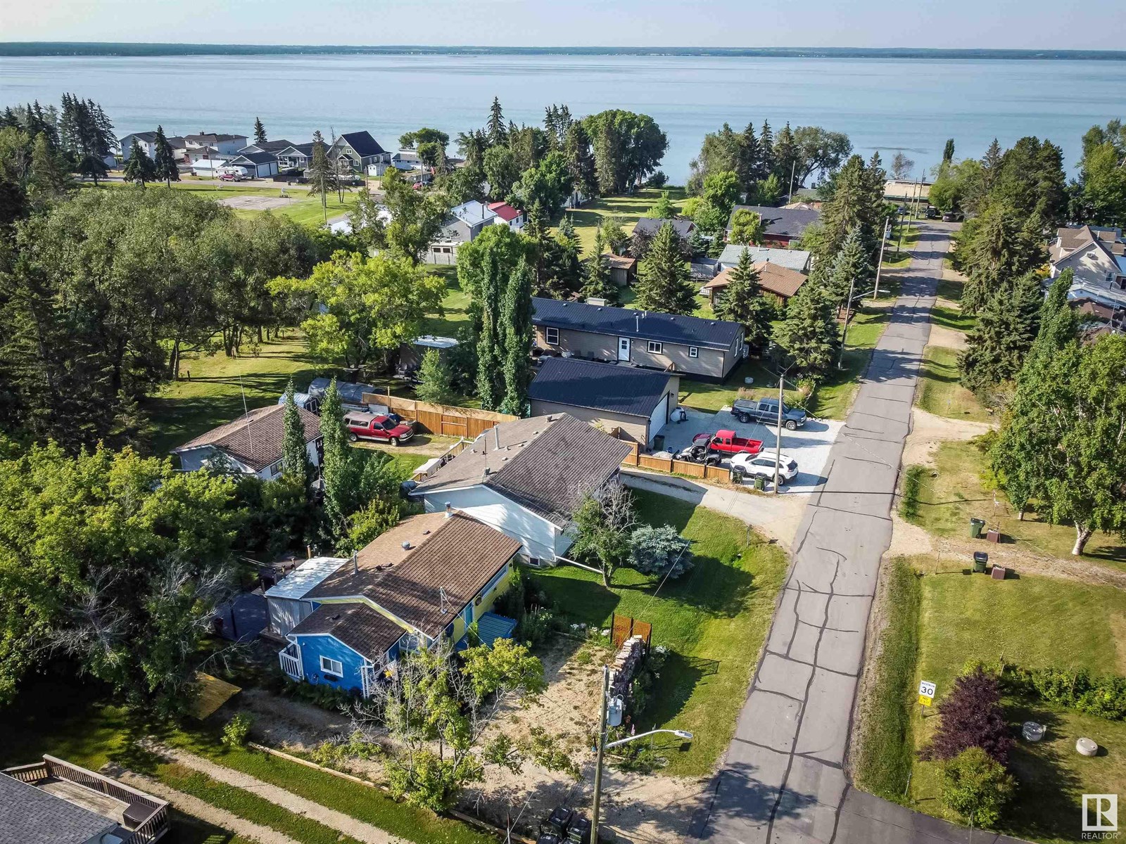 303 3 St, Rural Lac Ste. Anne County, Alberta  T0E 1A0 - Photo 7 - E4448326