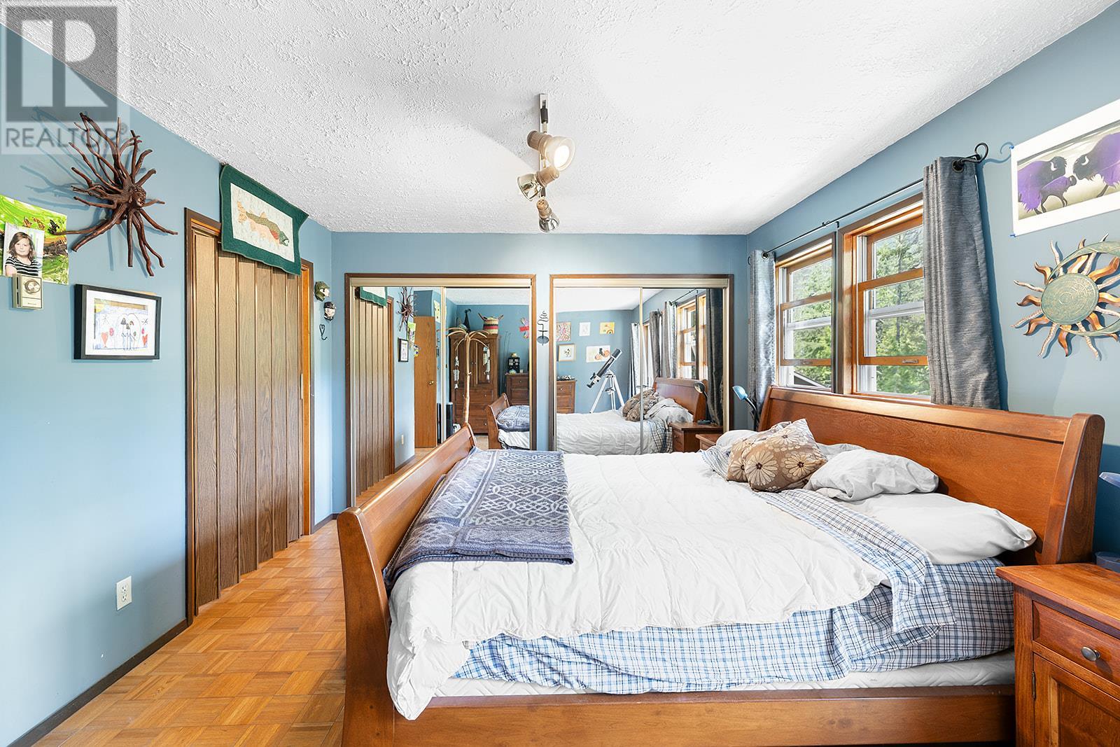 16324 Bowe Road, Crawford Bay, British Columbia  V0B 1E0 - Photo 19 - 10356617
