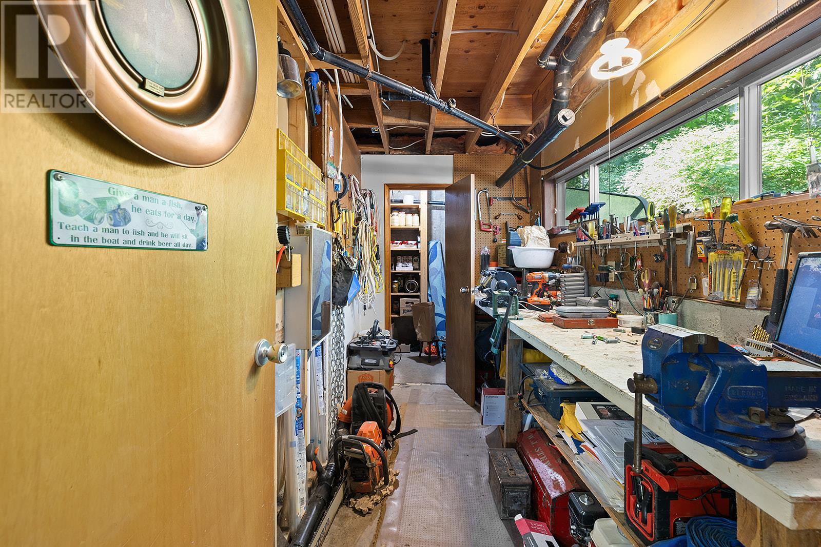 16324 Bowe Road, Crawford Bay, British Columbia  V0B 1E0 - Photo 30 - 10356617