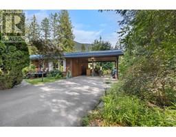 16324 Bowe Road, crawford bay, British Columbia