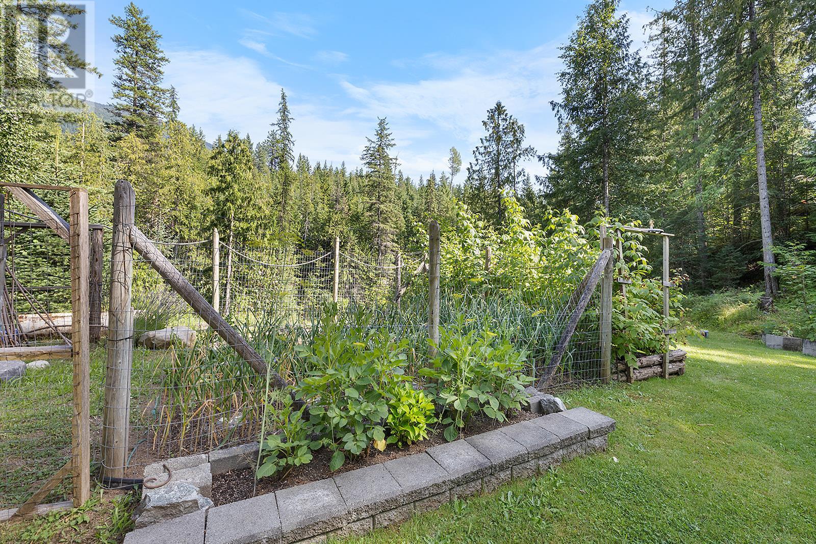 16324 Bowe Road, Crawford Bay, British Columbia  V0B 1E0 - Photo 46 - 10356617
