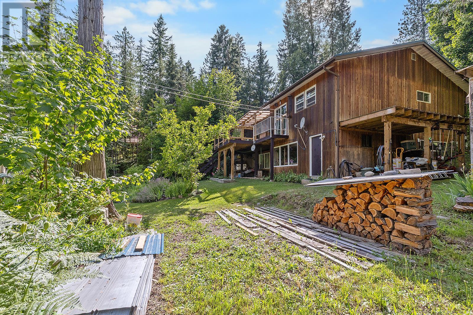 16324 Bowe Road, Crawford Bay, British Columbia  V0B 1E0 - Photo 43 - 10356617