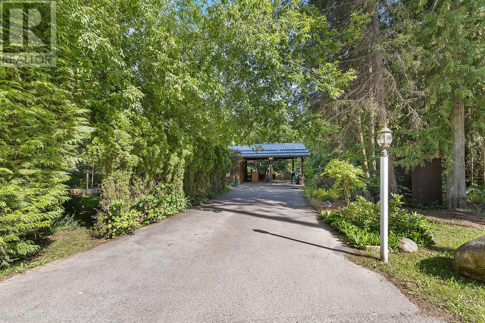 16324 Bowe Road, Crawford Bay, British Columbia  V0B 1E0 - Photo 59 - 10356617