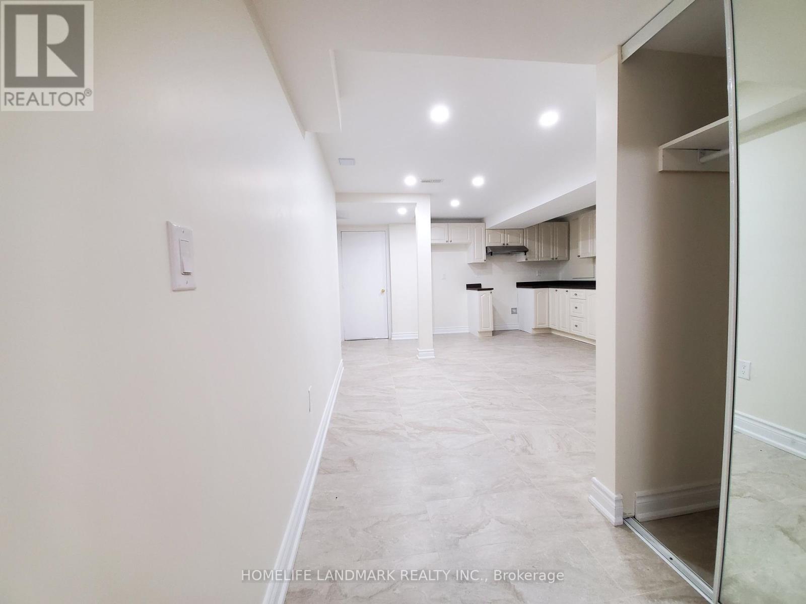 Bsmt - 61 Albert Roffey Crescent, Markham, Ontario  L6B 0H2 - Photo 2 - N12295395