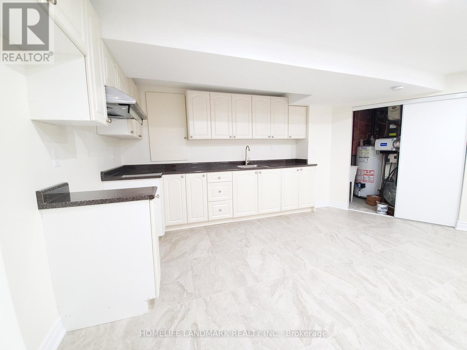 Bsmt - 61 Albert Roffey Crescent, Markham, Ontario  L6B 0H2 - Photo 3 - N12295395