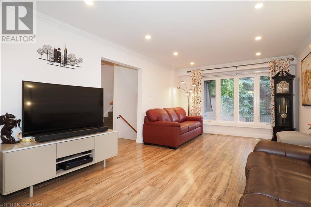 Property at 49 CEDARWOODS Crescent Unit# 50 image 5