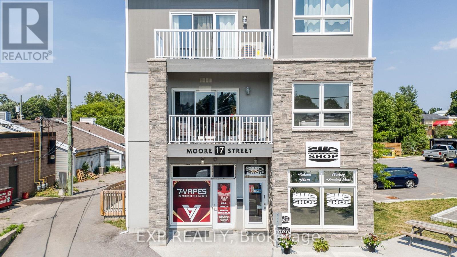 17 Moore Street, Carleton Place, Ontario  K7C 2R4 - Photo 2 - X12295393
