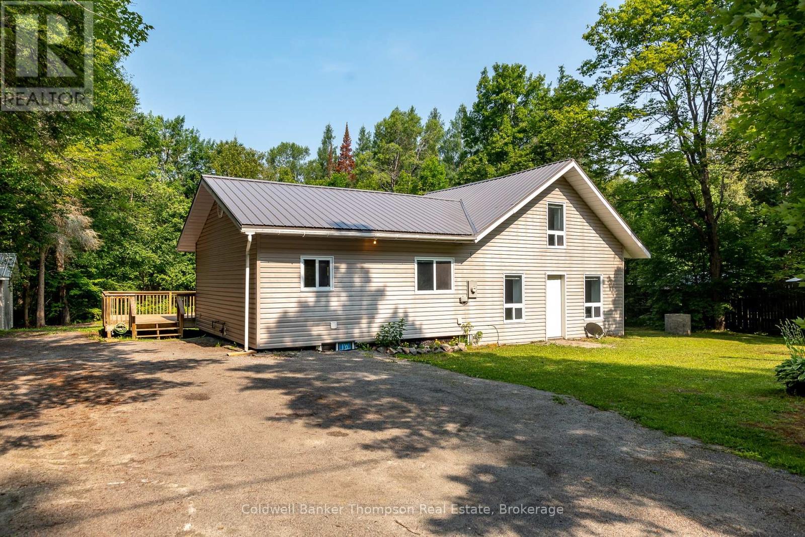 1980 Lone Pine Drive, Huntsville, Ontario  P0B 1L0 - Photo 31 - X12295408