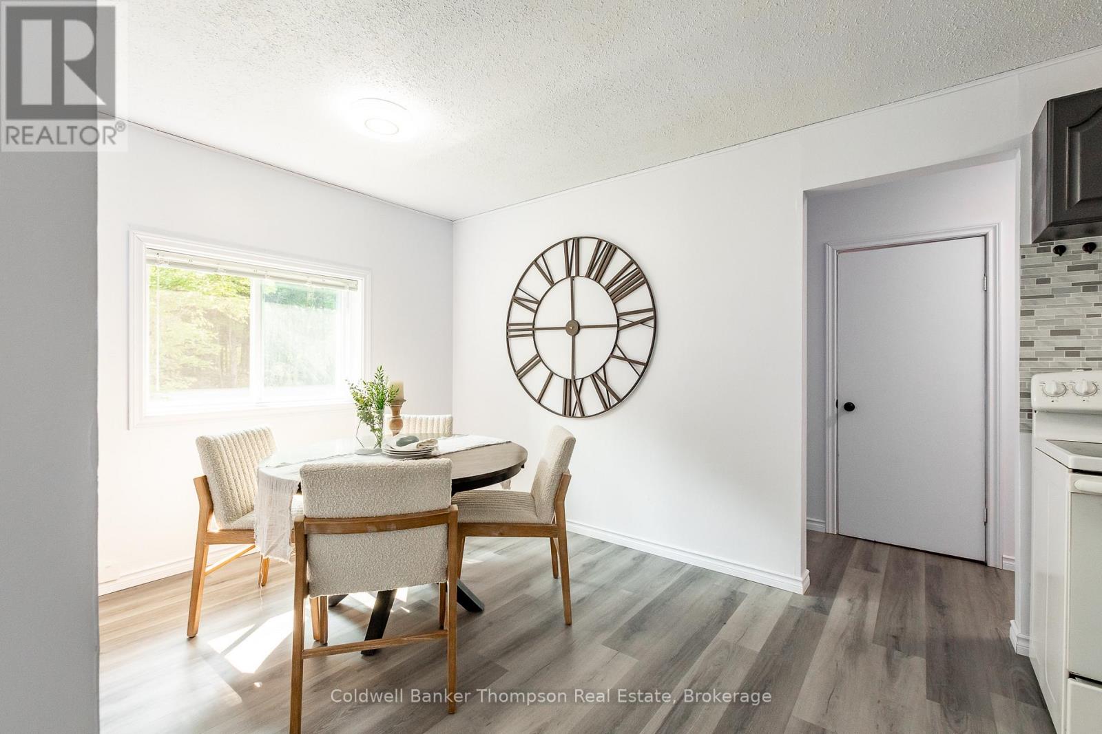1980 Lone Pine Drive, Huntsville, Ontario  P0B 1L0 - Photo 4 - X12295408