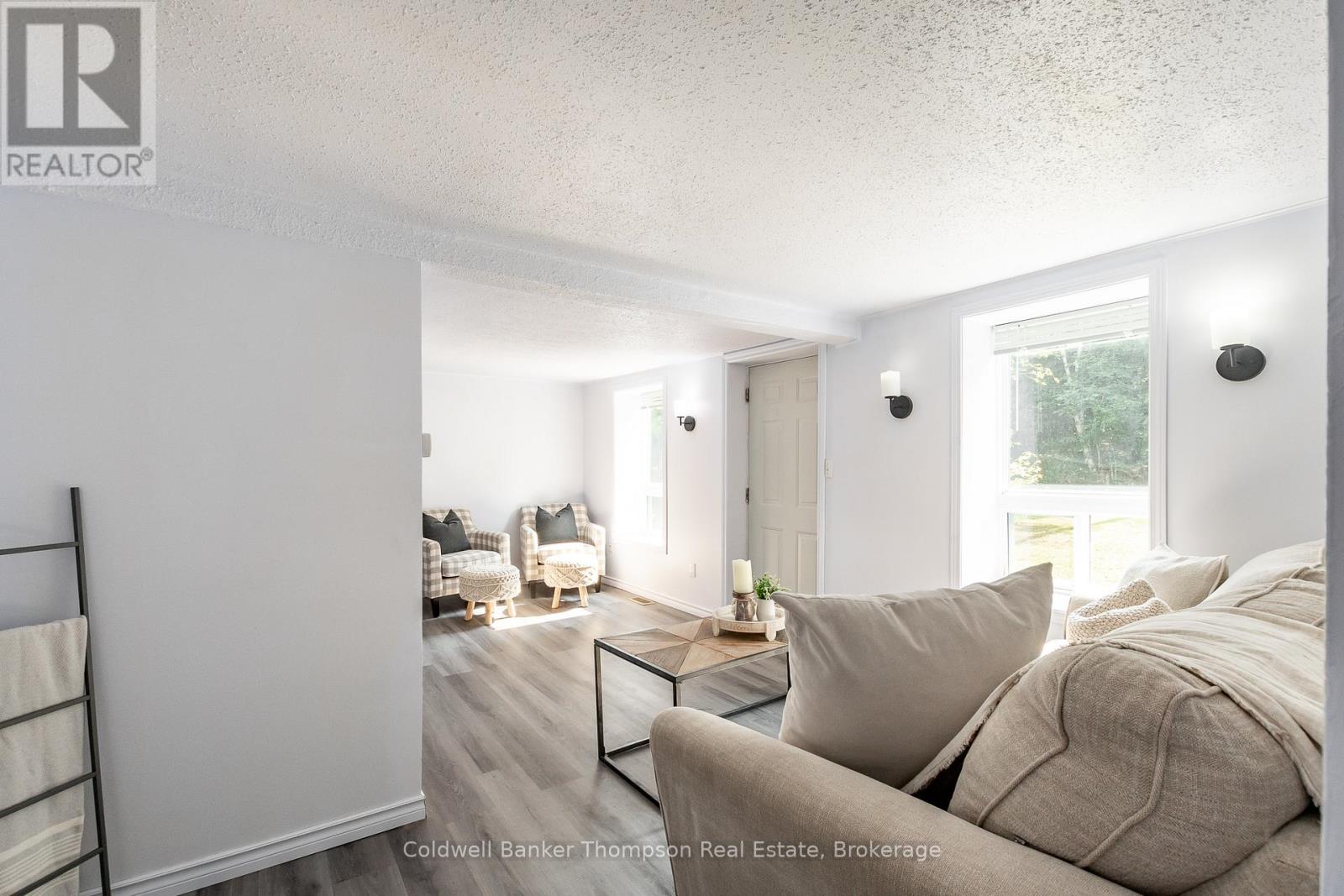 1980 Lone Pine Drive, Huntsville, Ontario  P0B 1L0 - Photo 6 - X12295408