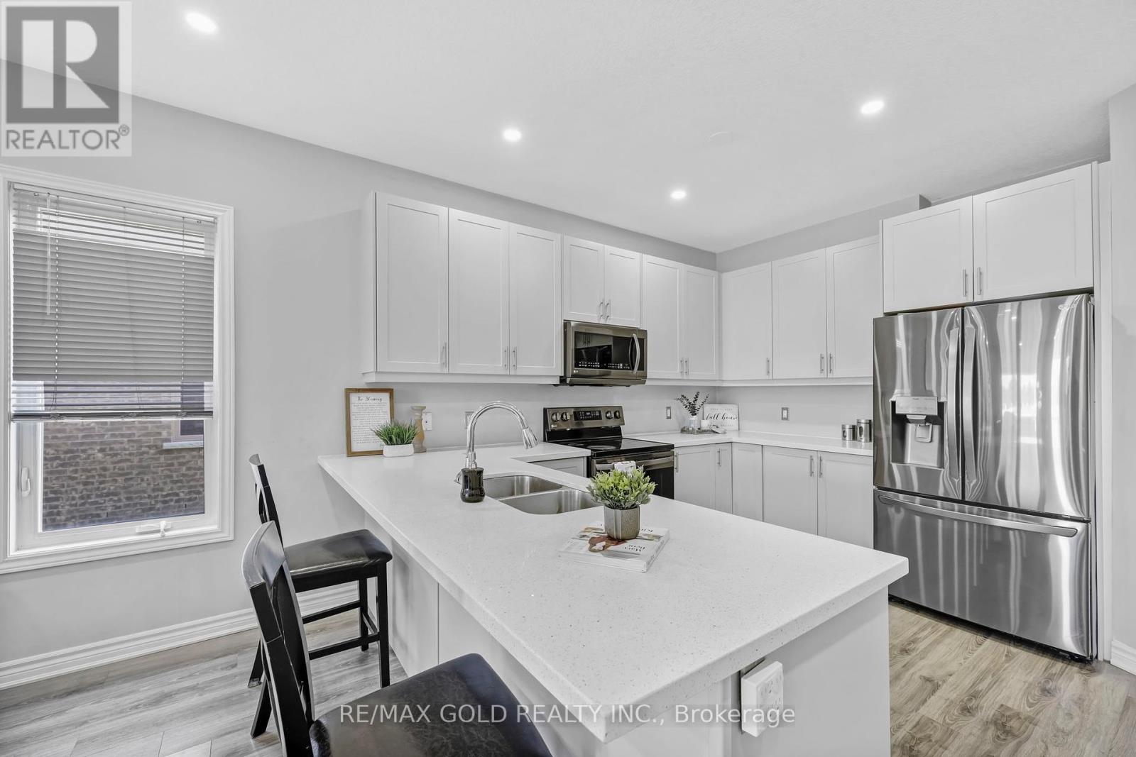 45 Harvest Avenue, Tillsonburg, Ontario  N4G 0H9 - Photo 17 - X12287913