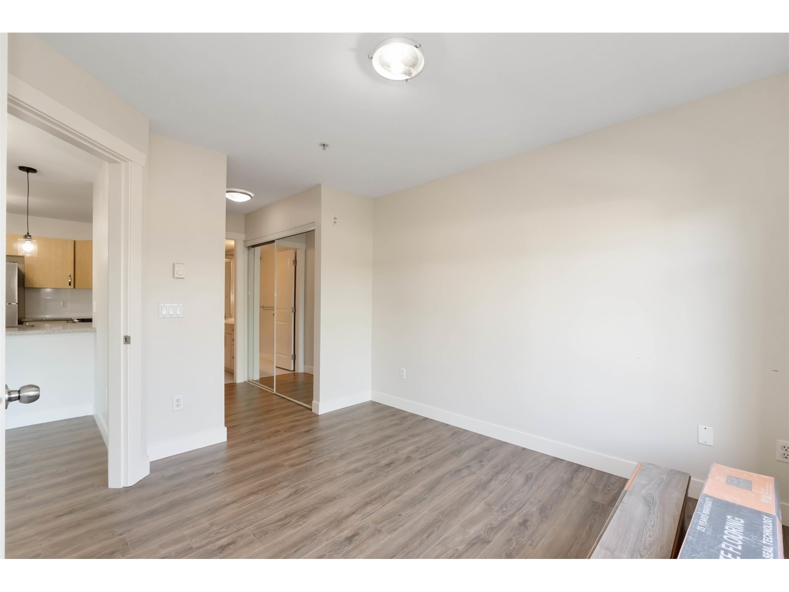 216 13555 Gateway Drive, Surrey, British Columbia  V3T 0B5 - Photo 21 - R3025864