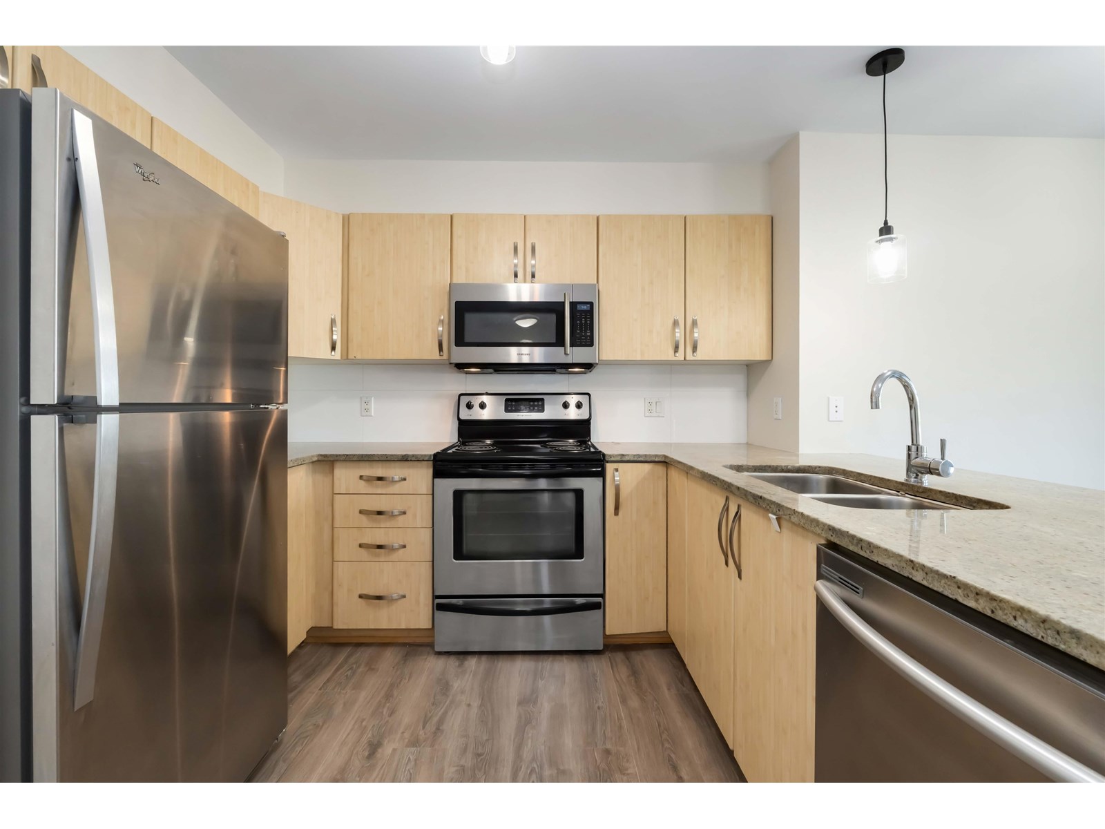 216 13555 Gateway Drive, Surrey, British Columbia  V3T 0B5 - Photo 15 - R3025864