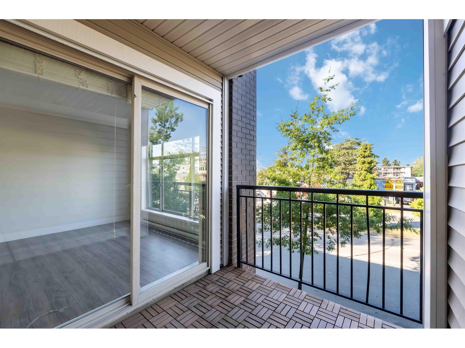 216 13555 Gateway Drive, Surrey, British Columbia  V3T 0B5 - Photo 24 - R3025864