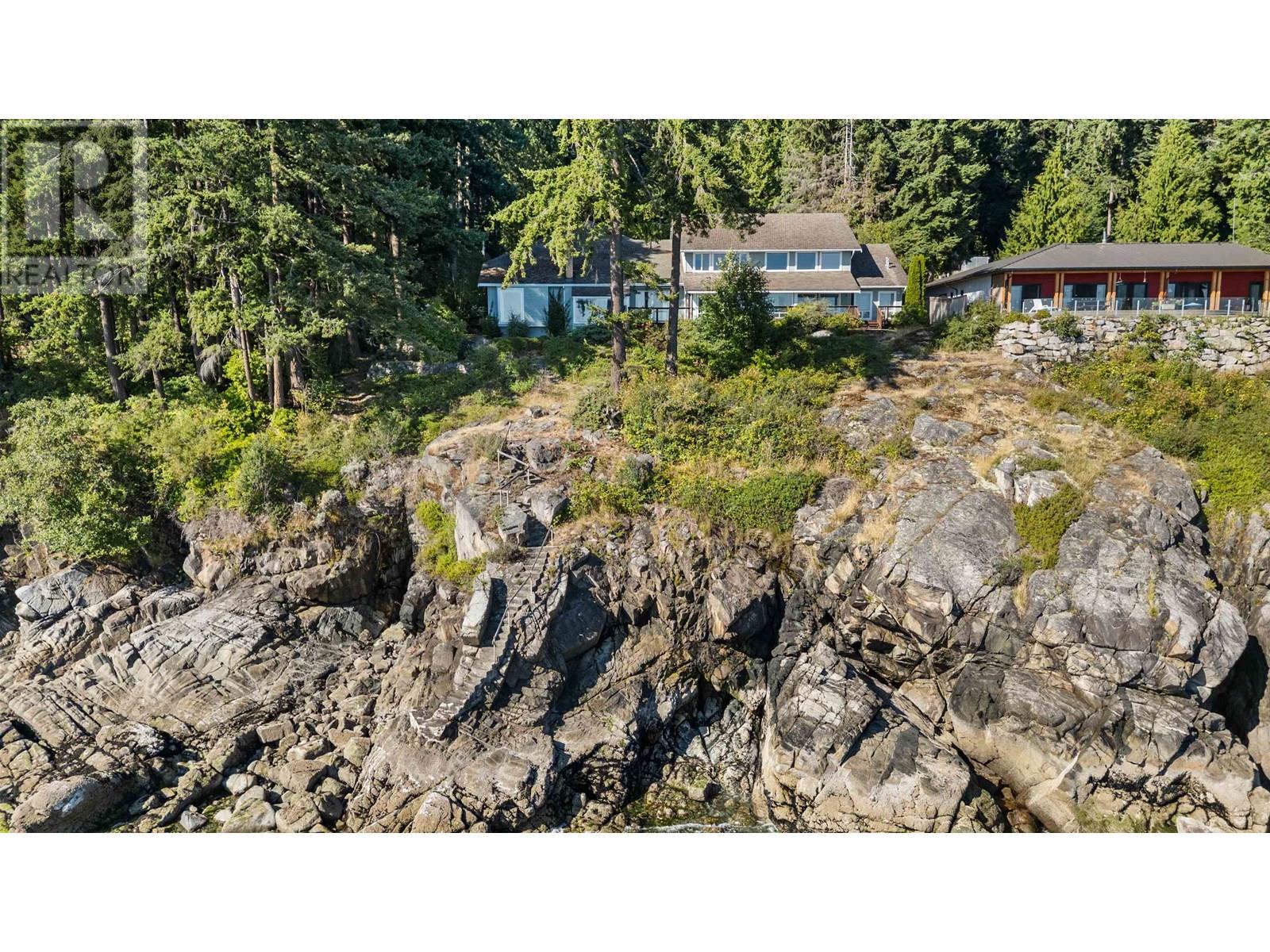 2525 Lower Road, Roberts Creek, British Columbia  V0N 2W4 - Photo 12 - R3017827