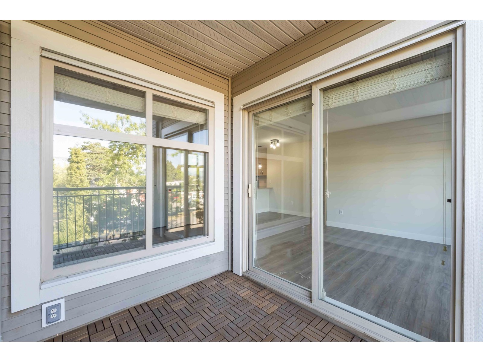 216 13555 Gateway Drive, Surrey, British Columbia  V3T 0B5 - Photo 25 - R3025864