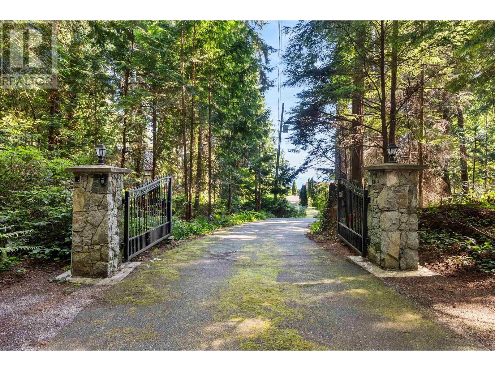 2525 Lower Road, Roberts Creek, British Columbia  V0N 2W4 - Photo 19 - R3017827