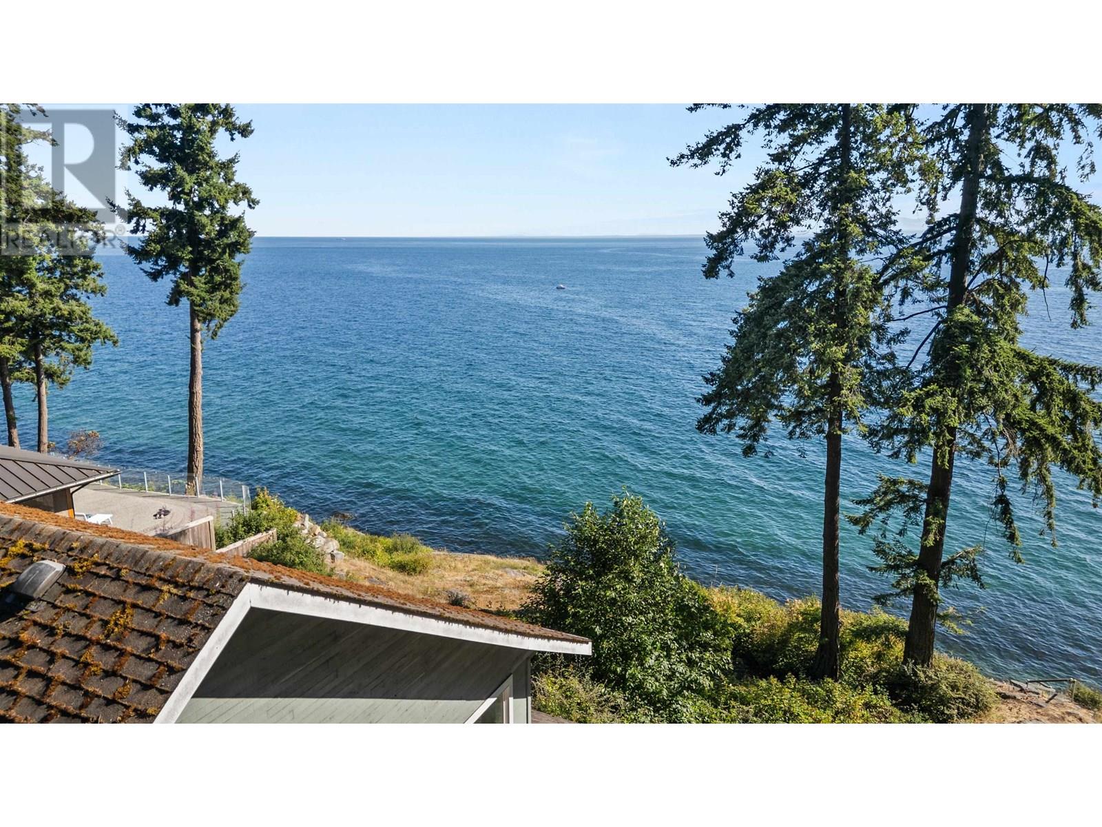 2525 Lower Road, Roberts Creek, British Columbia  V0N 2W4 - Photo 4 - R3017827