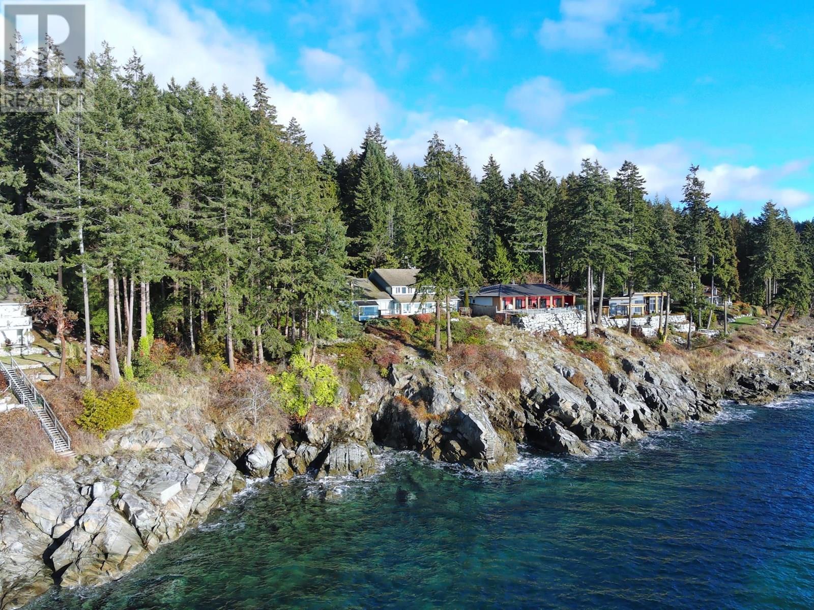 2525 Lower Road, Roberts Creek, British Columbia  V0N 2W4 - Photo 14 - R3017827