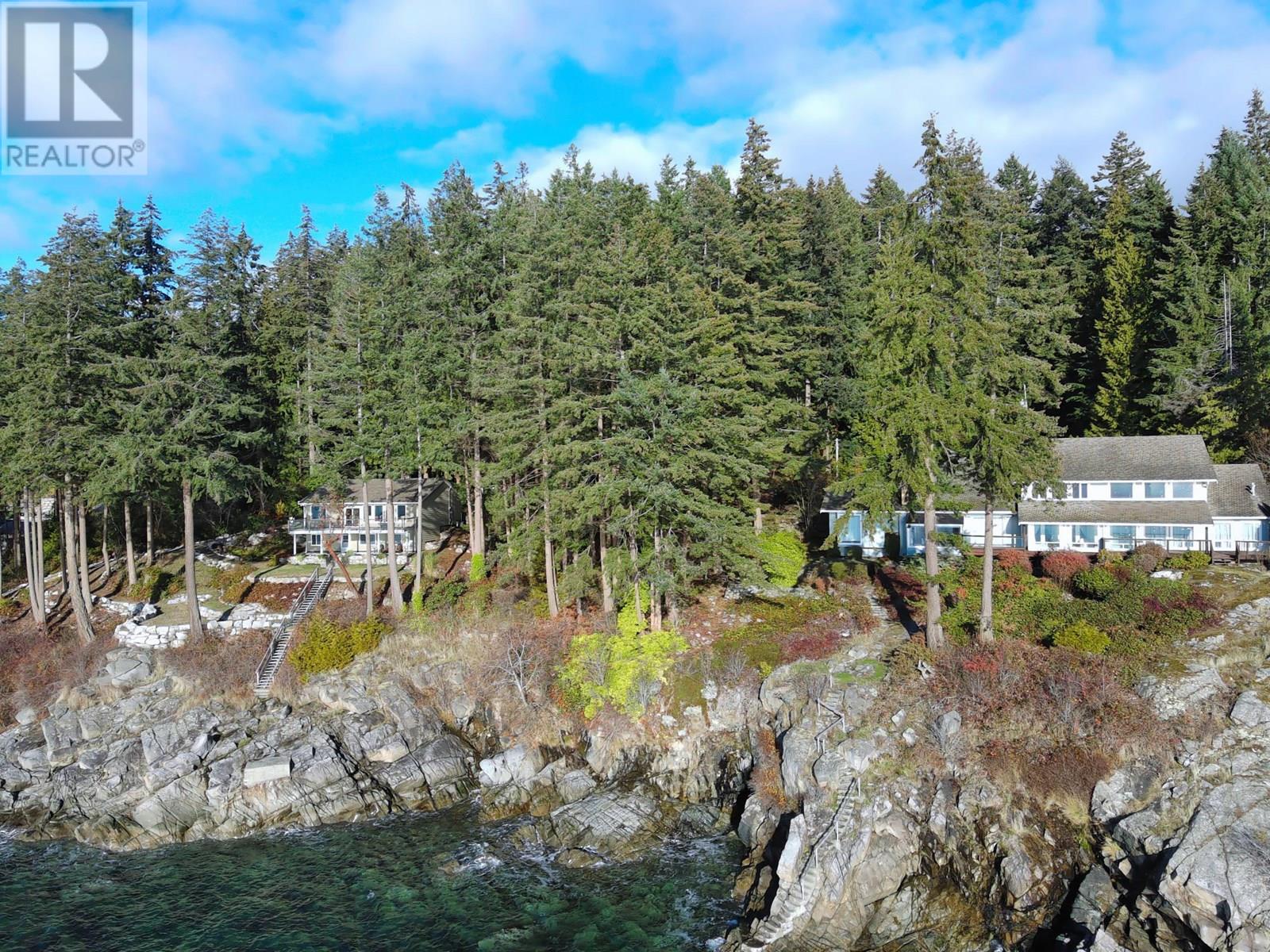 2525 Lower Road, Roberts Creek, British Columbia  V0N 2W4 - Photo 13 - R3017827