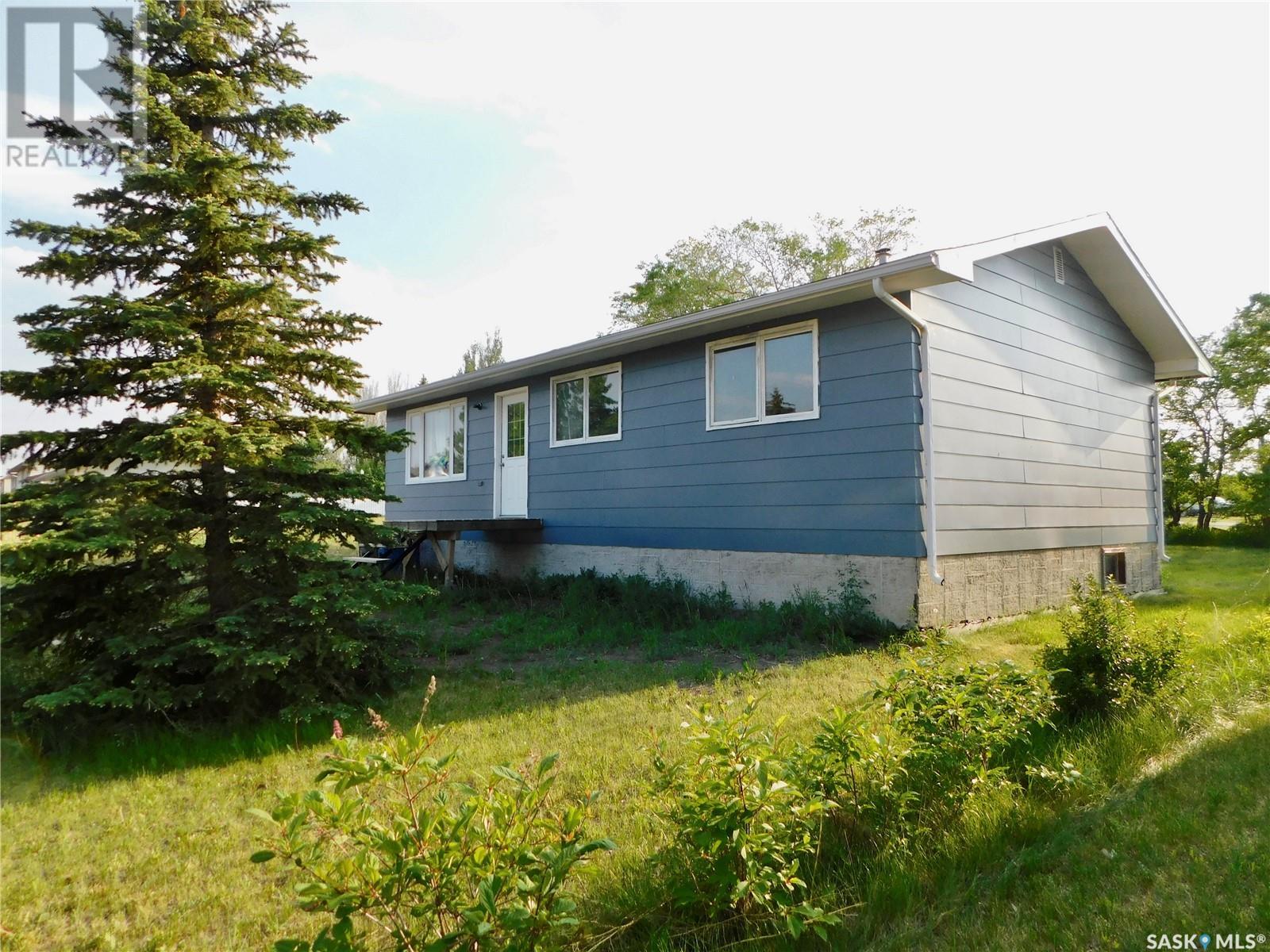 606 Leeville Drive, Assiniboia, Saskatchewan  S0H 0B0 - Photo 1 - SK008181