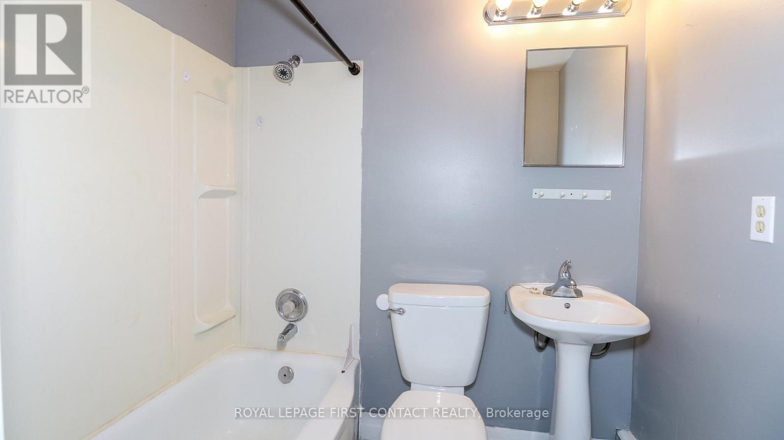 953 Ridge Road W, Oro-Medonte, Ontario  L0L 2E0 - Photo 23 - S12295430