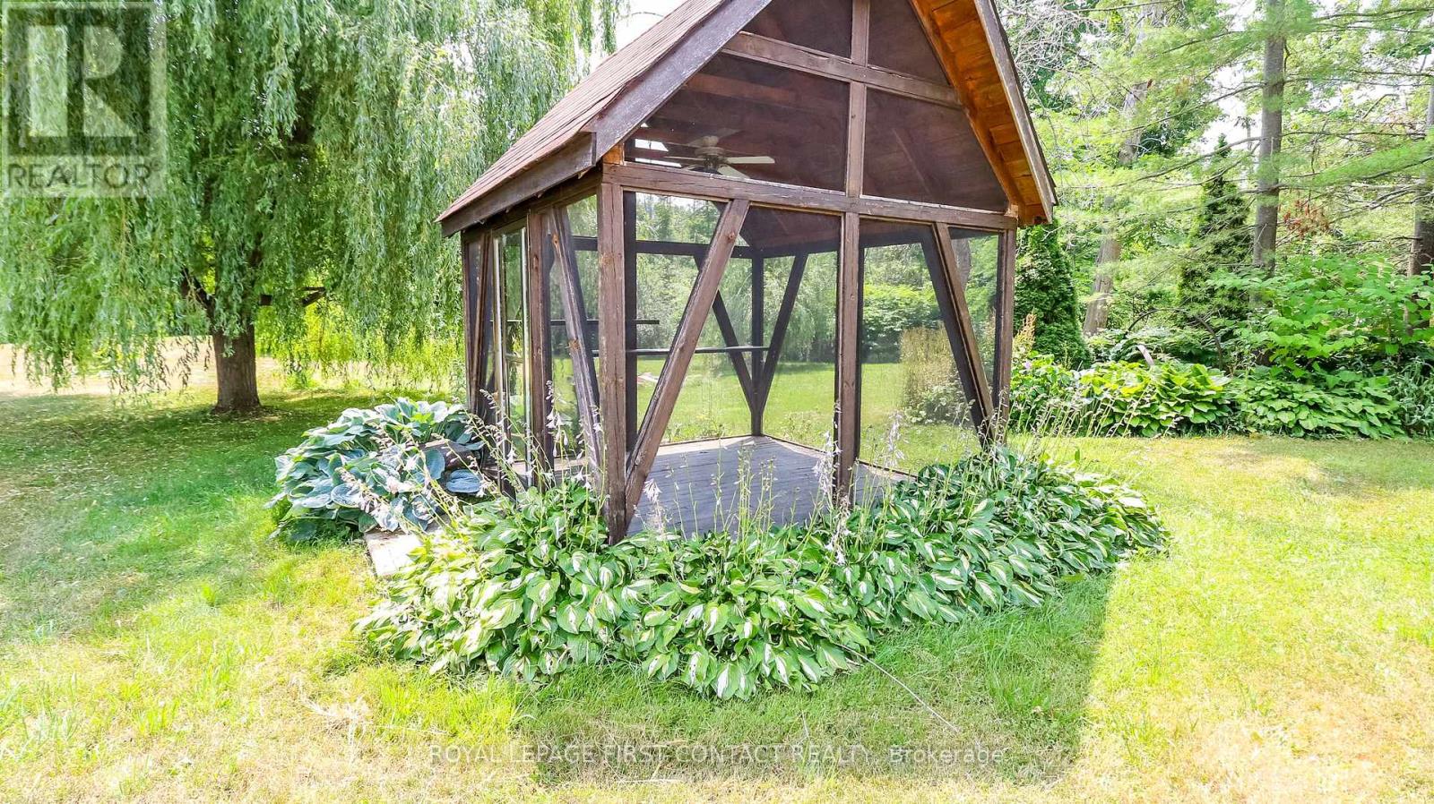 953 Ridge Road W, Oro-Medonte, Ontario  L0L 2E0 - Photo 5 - S12295430