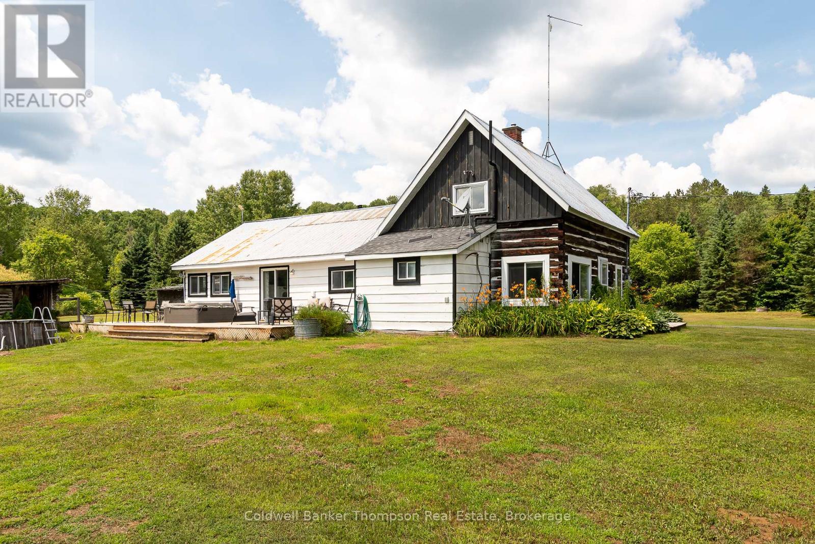 1516 Williamsport Road, Huntsville, Ontario  P1H 2J4 - Photo 4 - X12295458