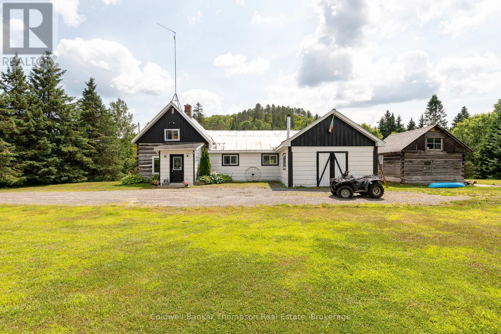 1516 Williamsport Road, Huntsville, Ontario  P1H 2J4 - Photo 5 - X12295458