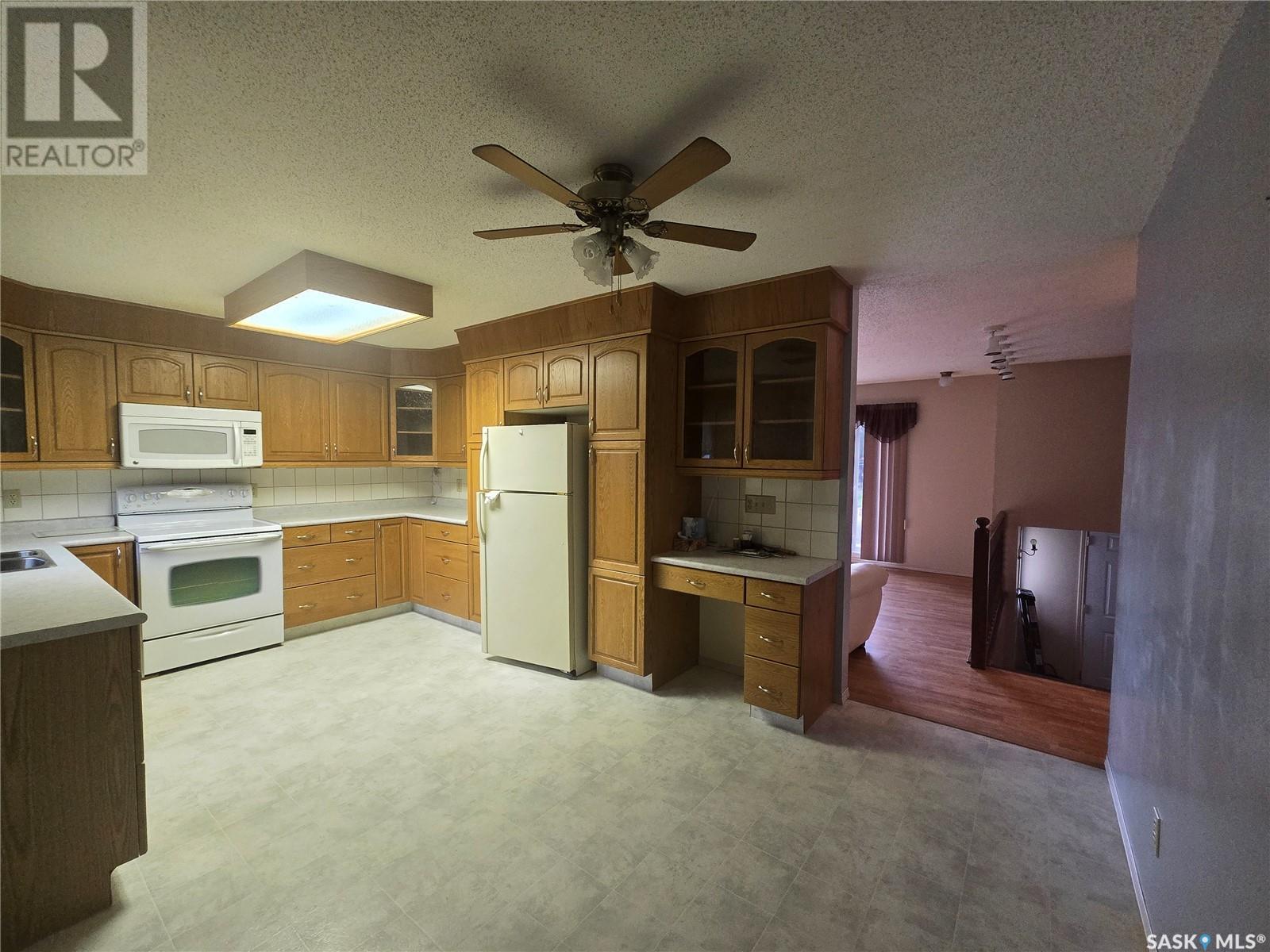 215 Heward Street, Stoughton, Saskatchewan  S0G 4T0 - Photo 4 - SK012948