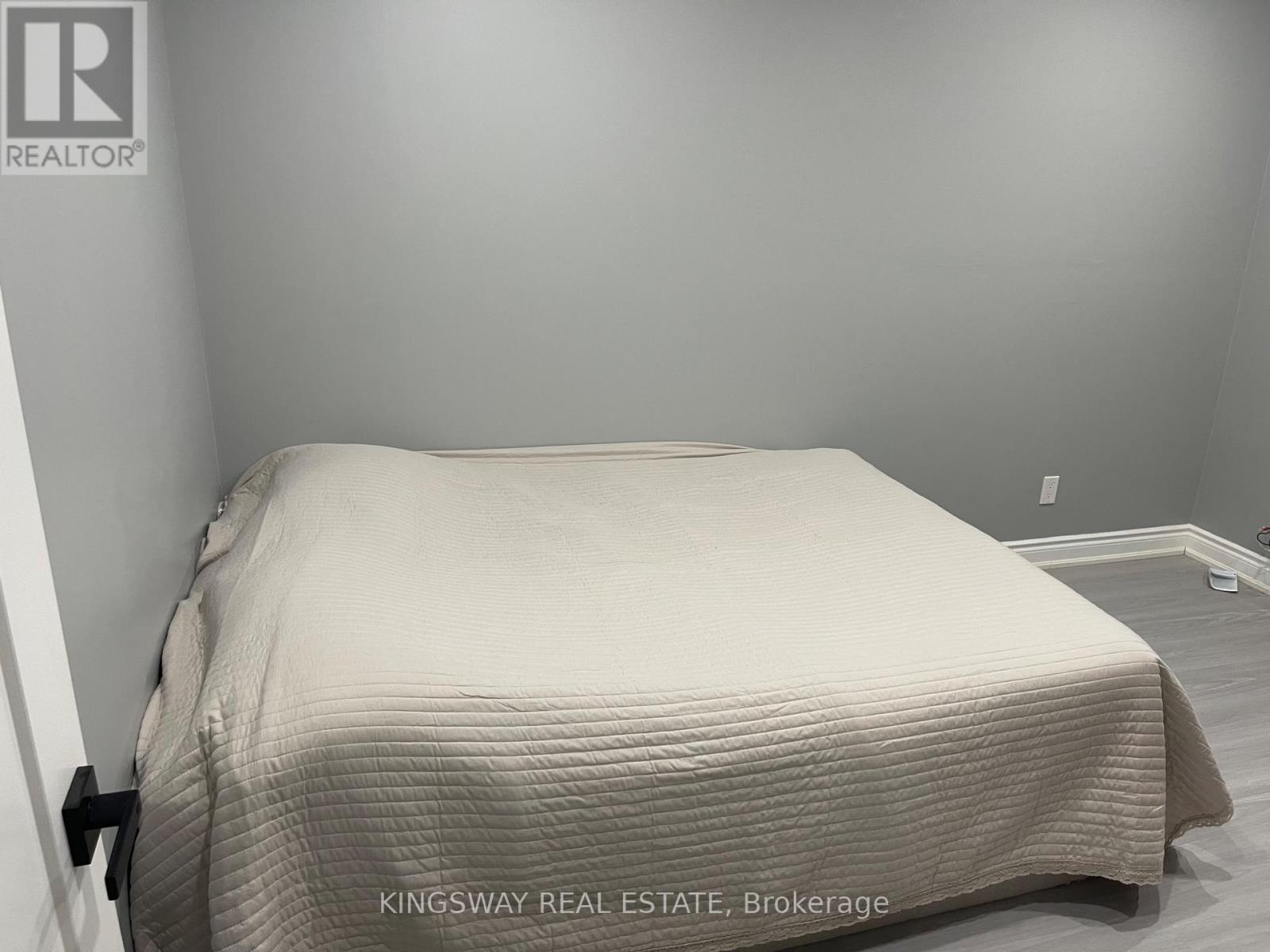 2038 St Johns Road, Innisfil, Ontario  L9S 1V4 - Photo 11 - N12295447