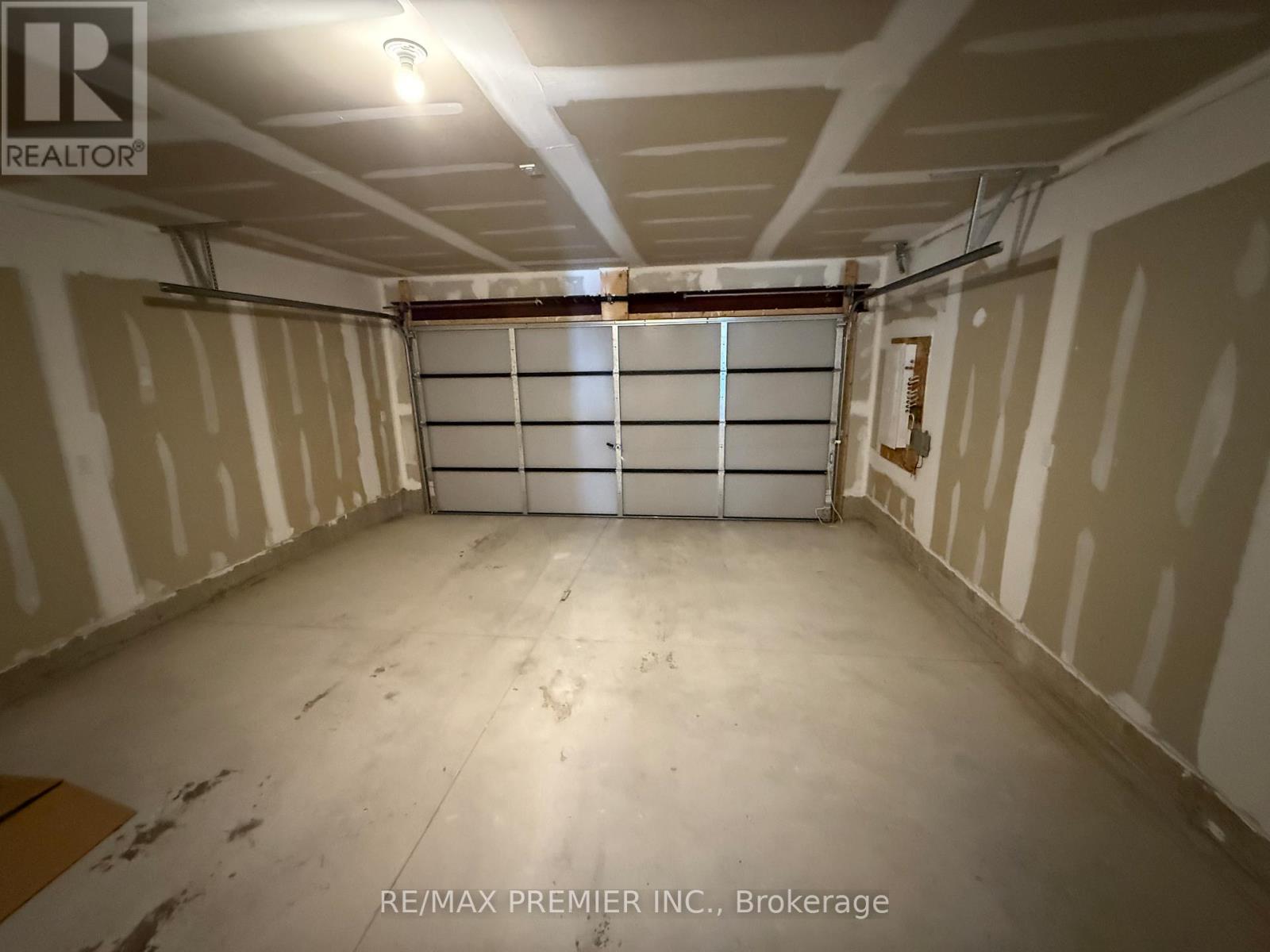 32 Rainwater Lane, Barrie, Ontario  L4N 9J6 - Photo 15 - S12295462