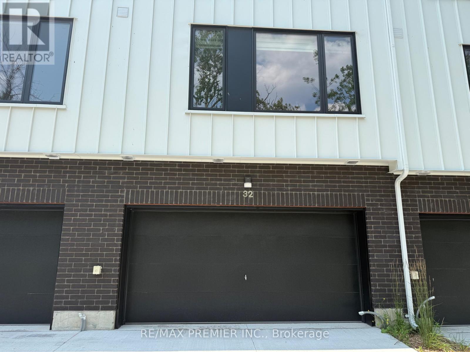 32 Rainwater Lane, Barrie, Ontario  L4N 9J6 - Photo 16 - S12295462