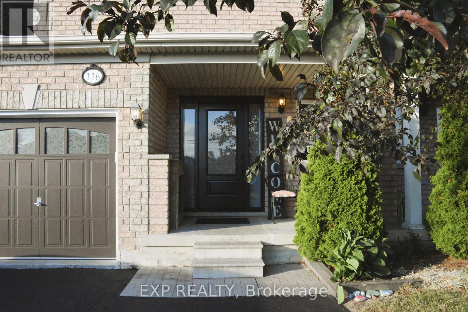 116 Goldham Way, Halton Hills, Ontario  L7G 0C8 - Photo 3 - W12295445
